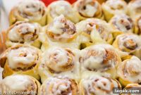 Mini Cinnamon Rolls with Cream Cheese Frosting Recipe
