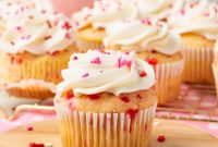 Perfect Pink Cupcake Recipe: Moist, Fluffy Frosting Ideas