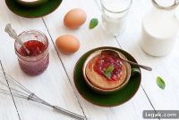 Gluten-Free SunButter & Jelly Mug Cake Recipe for Quick Dessert