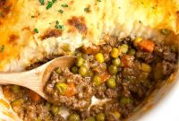 Classic Shepherd’s Pie Recipe with Savory Beef and Mashed Potato Topping