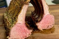Garlic and Herb Roasted Rack of Lamb Recipe for Juicy Results