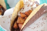 Apple Pie Chocolate Taco Recipe: Crispy Tacos Filled with Cinnamon Apples