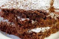 Crowd-Sized Homemade Brownies: Simple Recipe for Large Batches