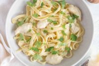 Creamy Instant Pot Chicken Alfredo Pasta Recipe in 30 Minutes