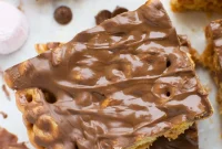 5-Ingredient Peanut Butter Cheerio Bars Recipe for Busy Weeksnacks