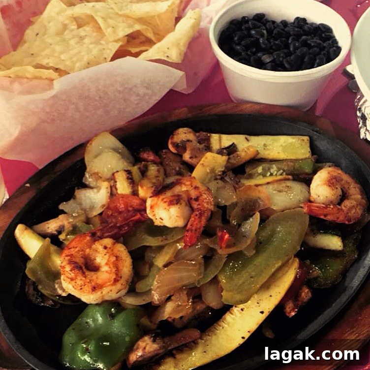Adobe Verde Restaurant and Bar in Gruene, TX — Live Music & Riverfront Dining 3 img 141 2