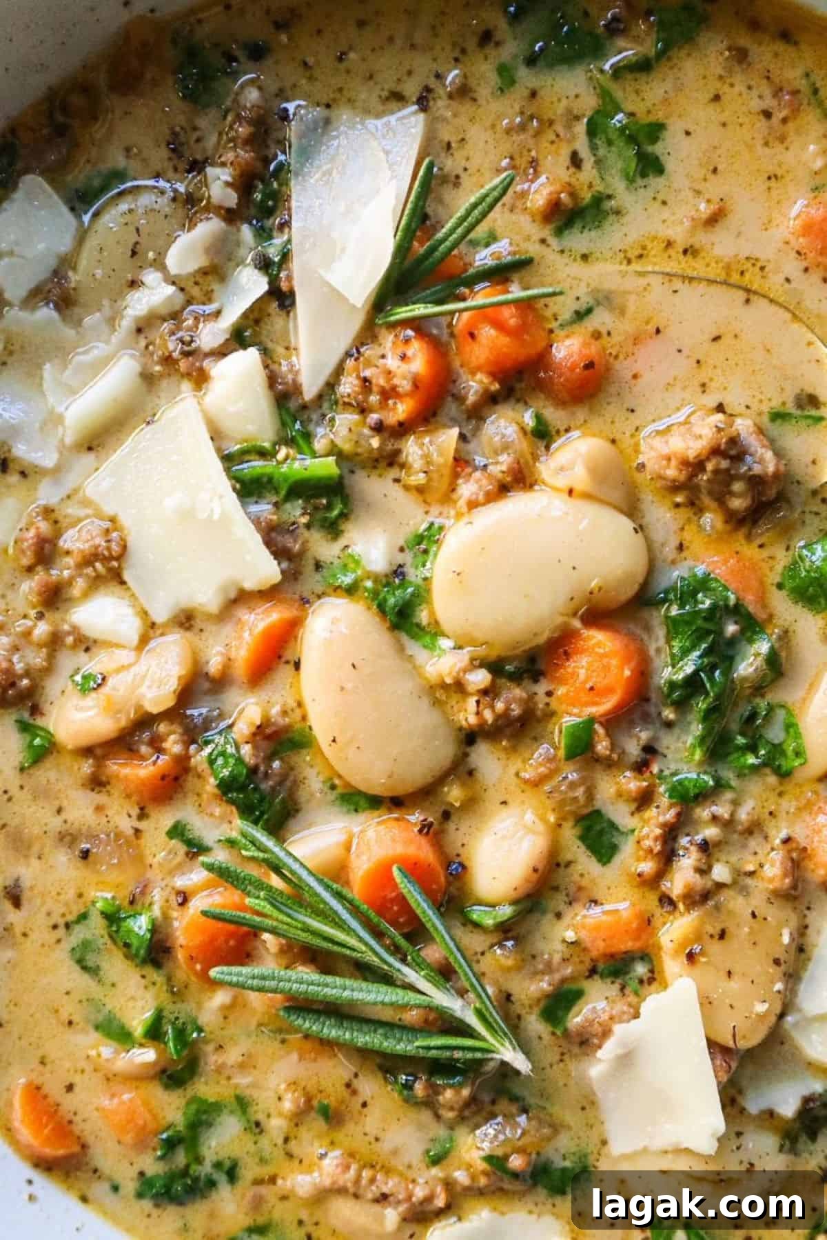 easy spicy sausage and bean soup