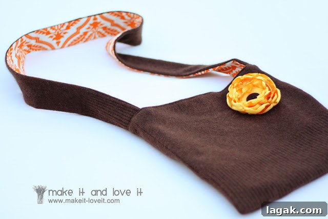 25+ Cozy Sweater Craft Ideas for Stylish DIY Projects 15 Sweater sling purse