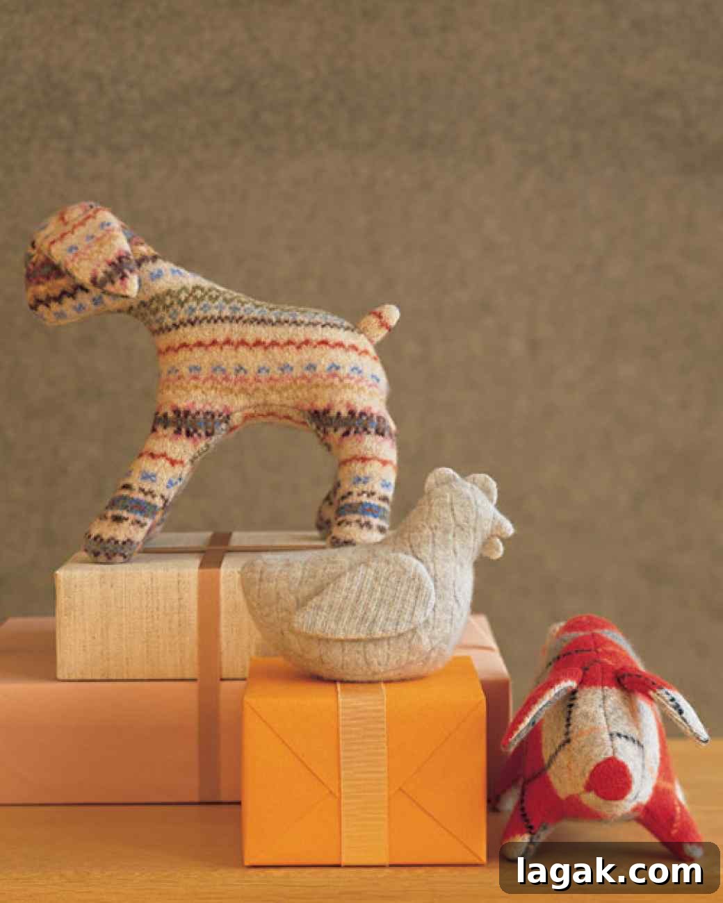 25+ Cozy Sweater Craft Ideas for Stylish DIY Projects 19 Felted Stuffed Animals