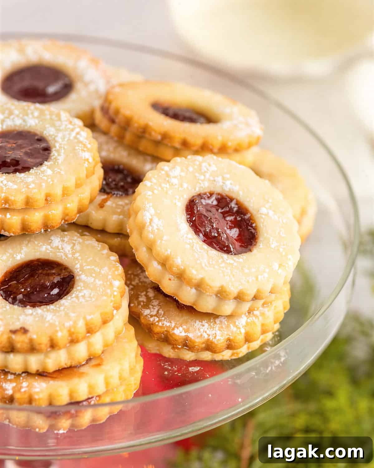 Peppermint Chocolate Chip Cookie Recipe: Crisp, Minty Holiday Cookies 11 Raspberry Linzer Cookies