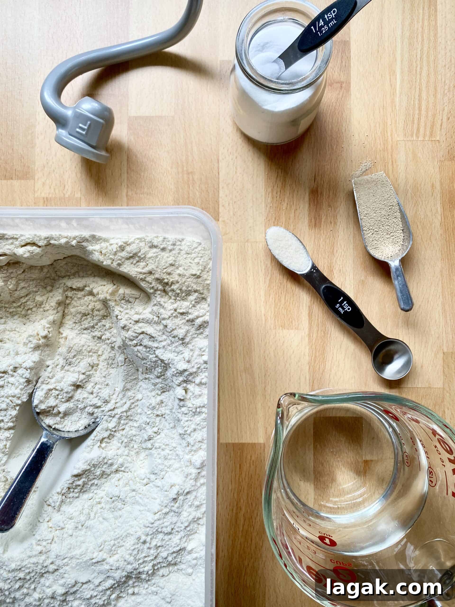 How to Make Soft, Fluffy Homemade Pita Bread in Your Oven 2 Fluffy Homemade Pita Bread