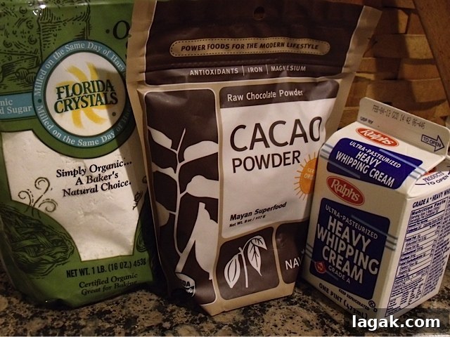 sugar cacao powder whipping cream img 585 4