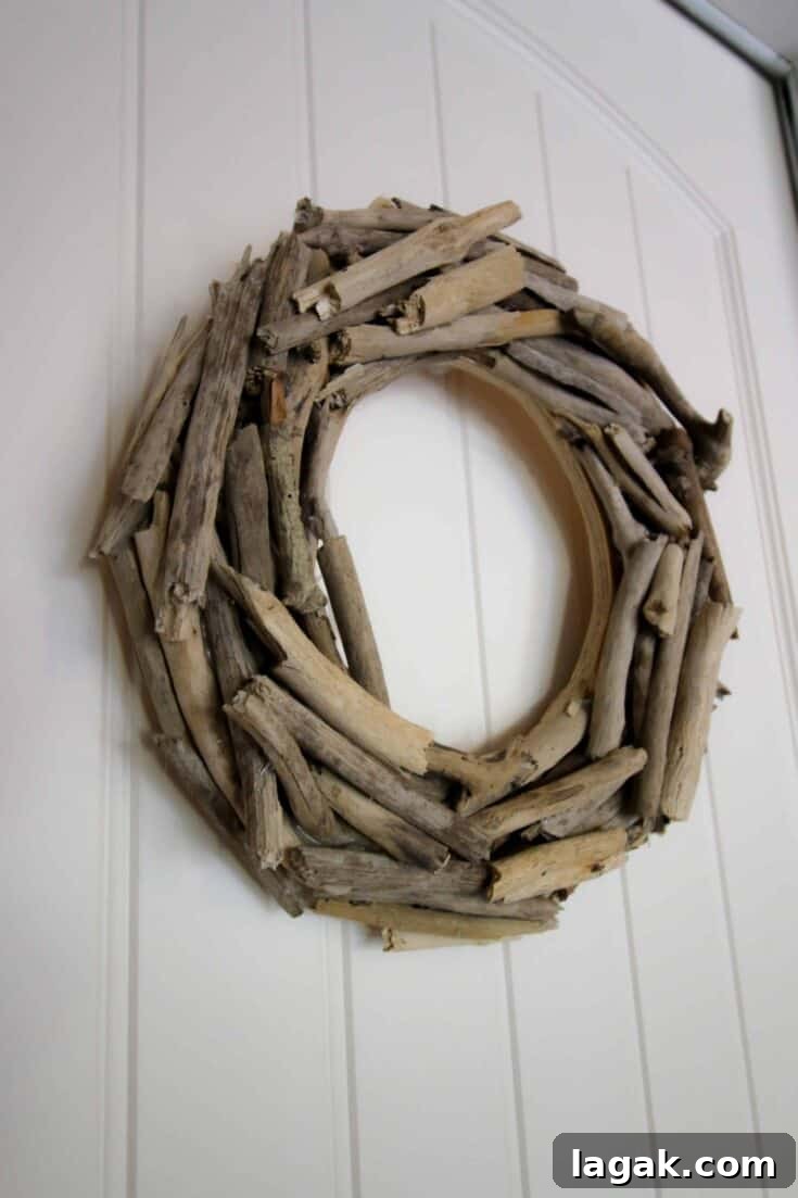 DIY Driftwood Wreath