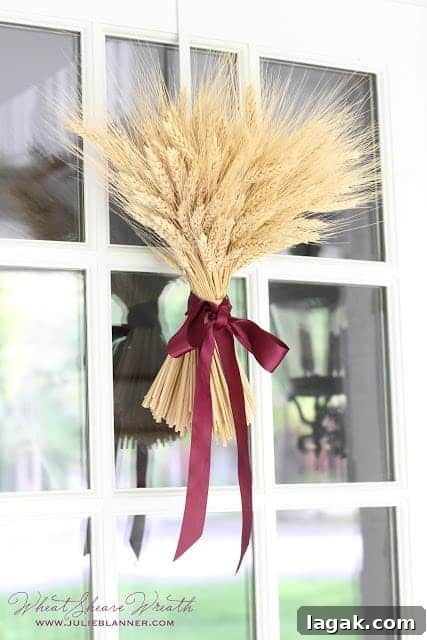 DIY Fall Wheat Sheaf Wreath