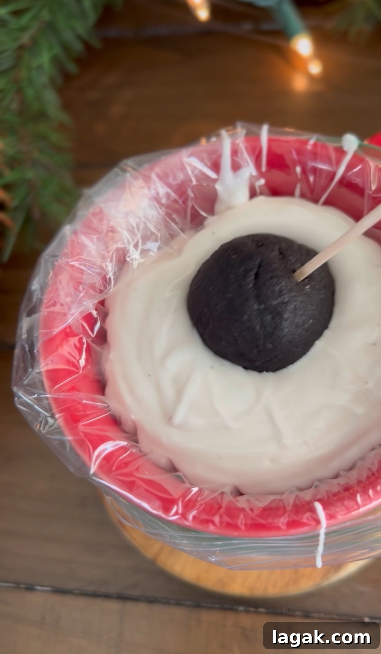 Peppermint Oreo Truffles - Gluten-free, dairy-free, egg-free, nut-free, vegan. EASY and always a hit! Freezer friendly.