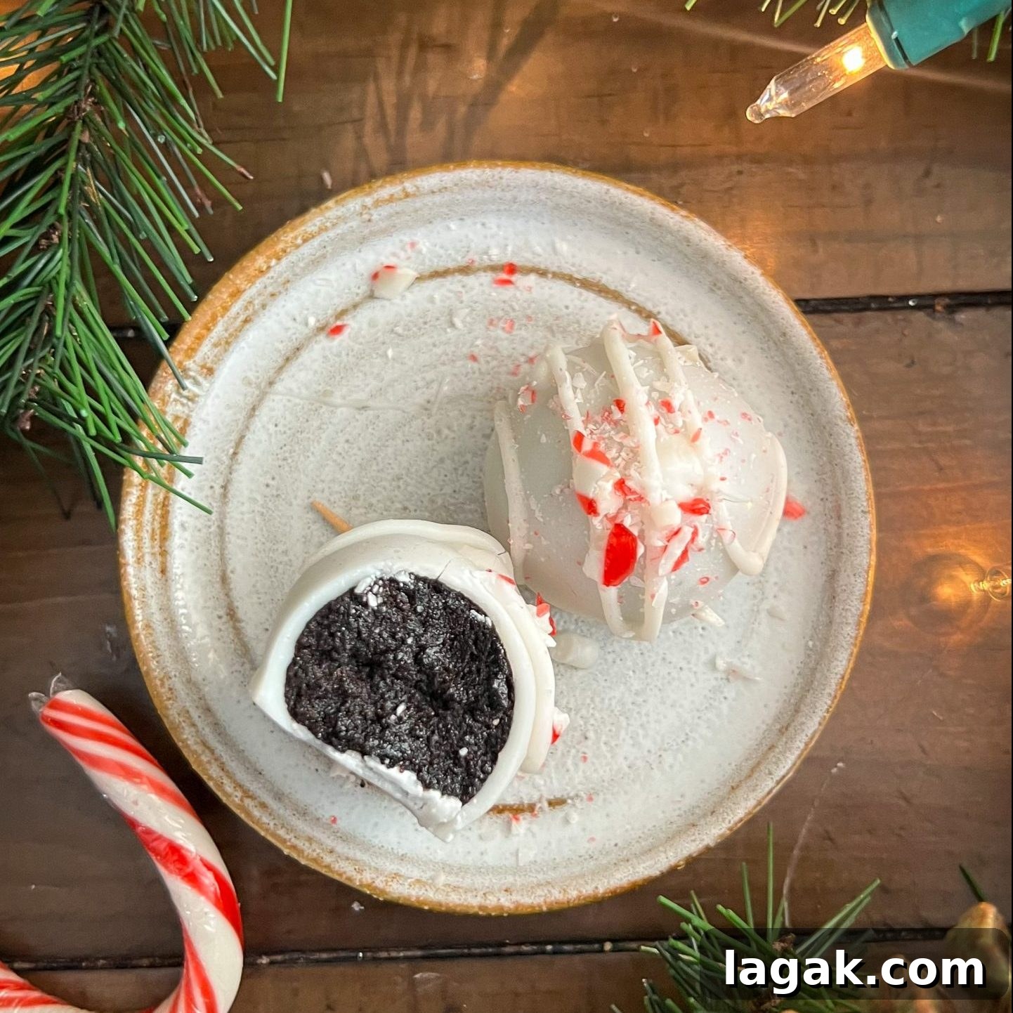 Peppermint Oreo Truffles - Gluten-free, dairy-free, egg-free, nut-free, vegan. EASY and always a hit! Freezer friendly.