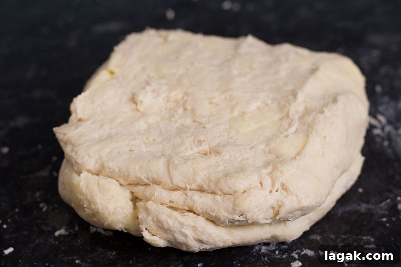 Flaky Spelt Rough Puff Pastry Recipe for Crispy Pastry Layers 7 Basic kneaded mix for spelt rough puff pastry
