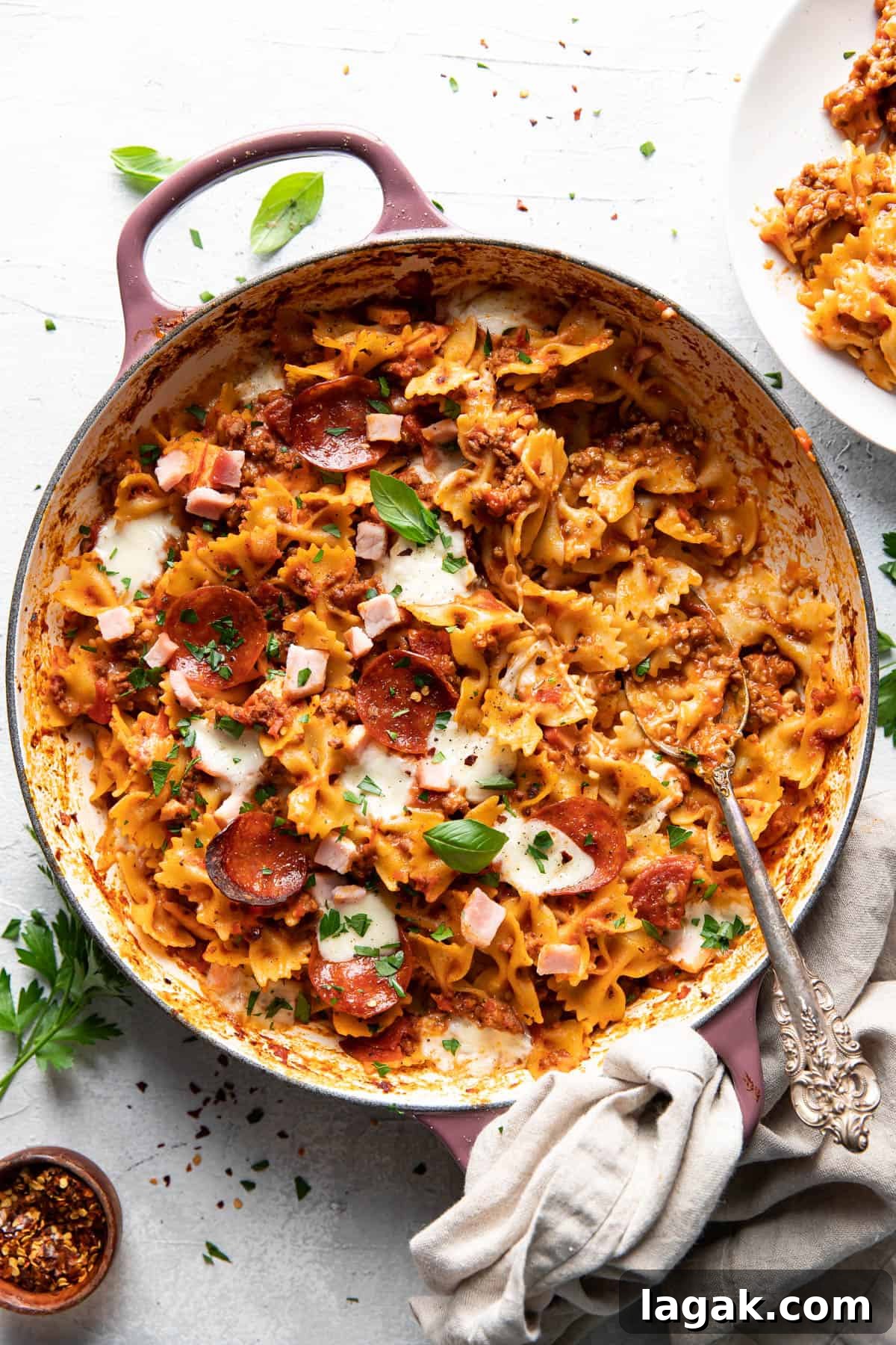 30-Minute Meat-Lovers Pizza Pasta Bake: One-Pot Comfort Meal 8 meat lovers pizza pasta bake.