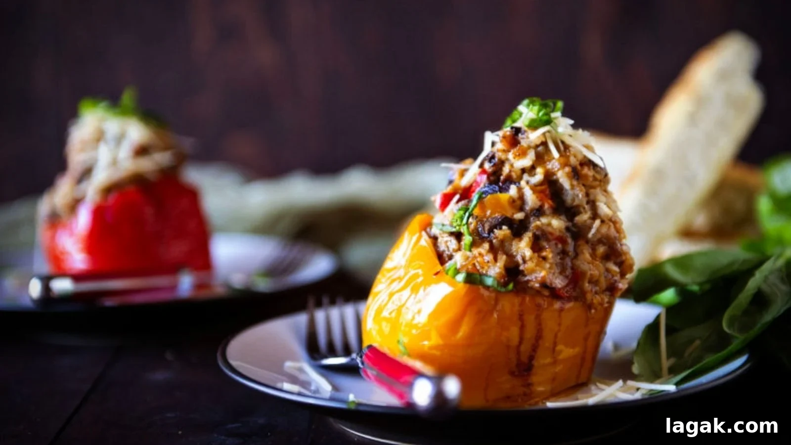 21 Slow Cooker Dinners for Stress-Free Weeknight Meals 18 Stuffed Italian peppers slow cooked with sausage and cheese filling.