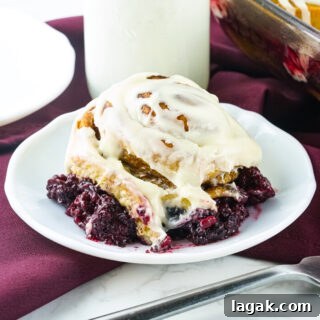 Classic Blackberry Cobbler Recipe for Perfect Summer Desserts 12 Easy Blackberry Cobbler on a plate