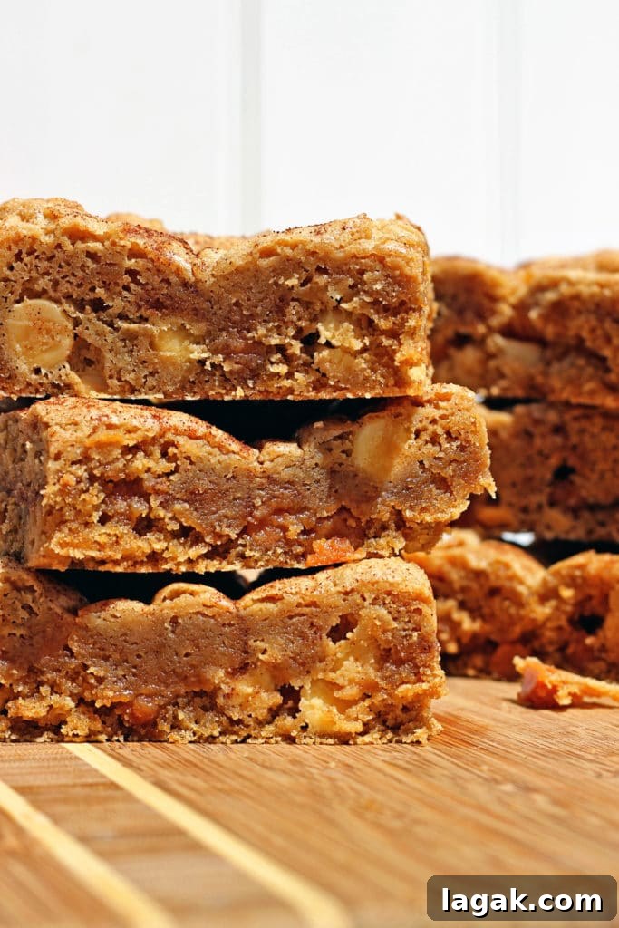 White Chocolate Caramel Blondies Recipe with Gooey Salted Caramel 5 White Chocolate Caramel Blondies6