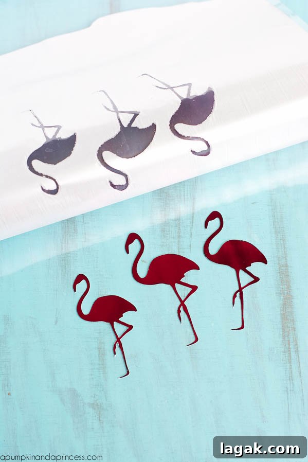 Flamingo cupcake topper
