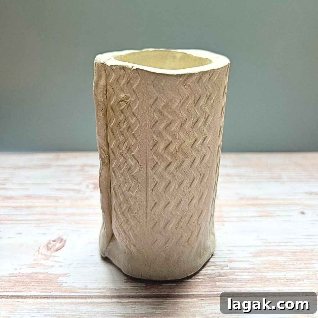 Painted and sealed clay holders