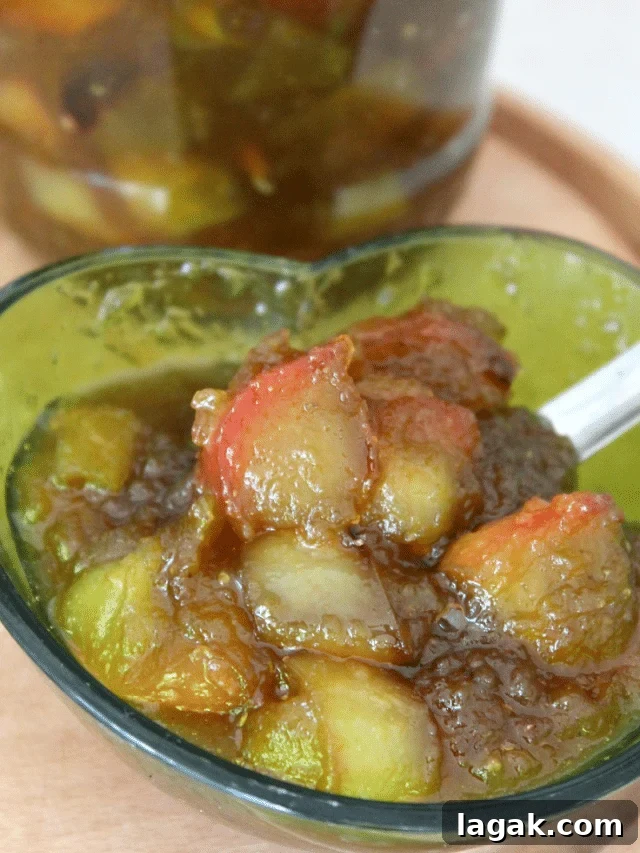 APPLE JAM MADE WITH GREEN TOMATOES COVER IMAGE