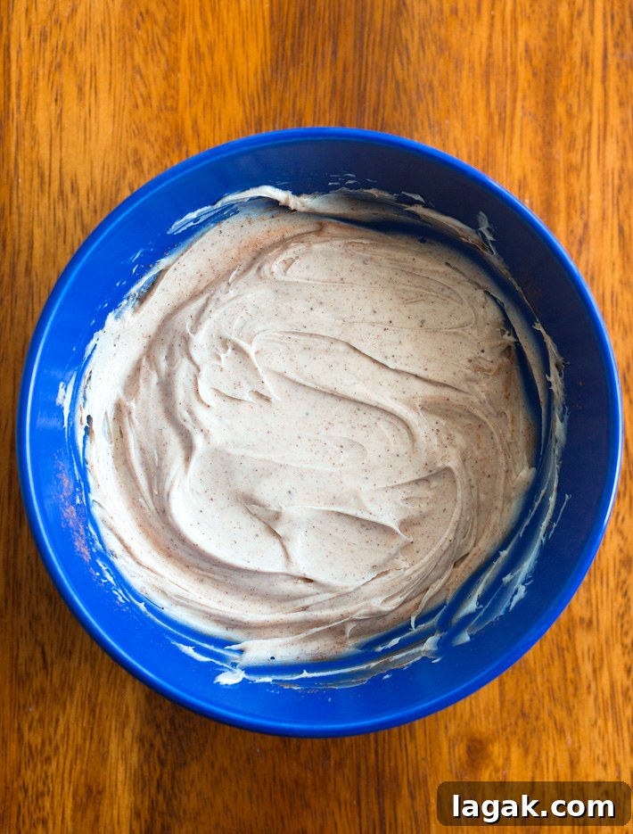 Cinnamon Cream Cheese Frosting Recipe
