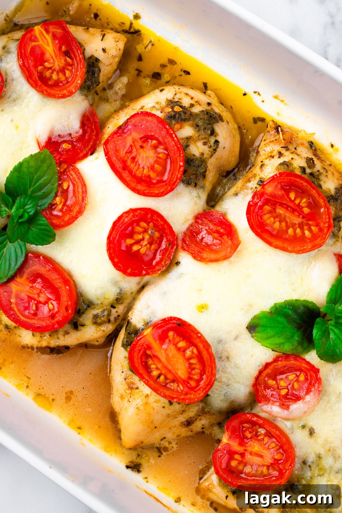 baked pesto mozzarella chicken