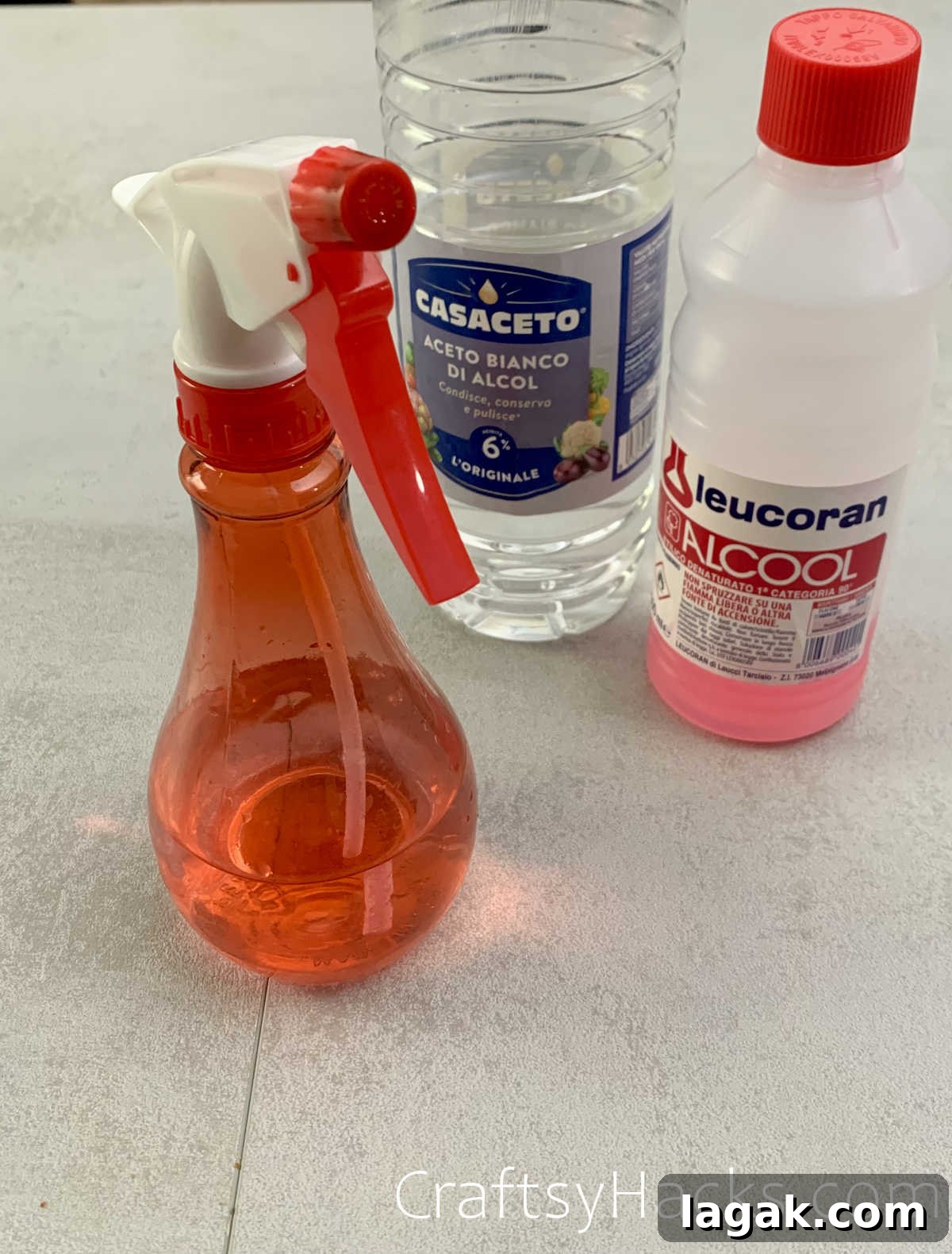 DIY Spray car cleaner